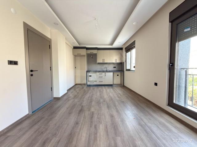 YENİKÖY'DE ATATÜRK CD. YAKIN KÖŞE BİNA 1+1 SIFIR ARAKAT DAİRE