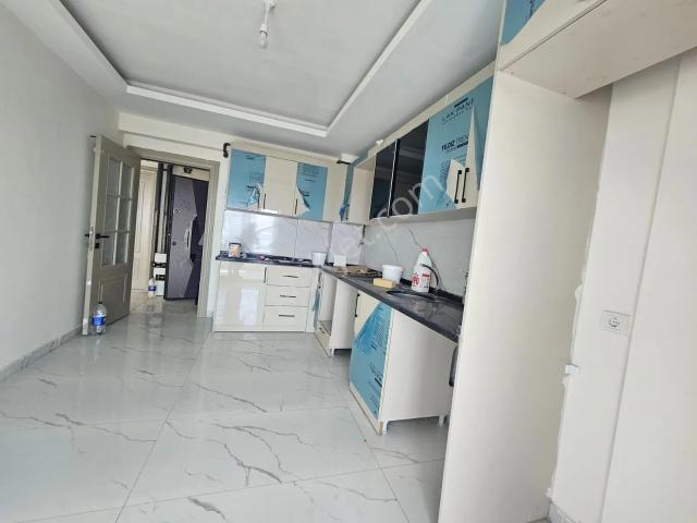 Yeni Rota Emlaktan Geniş Sıfır 3+1 Daire