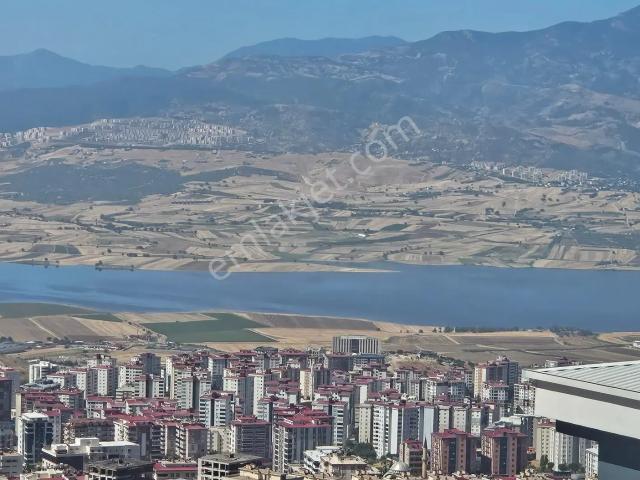 Yeni Rota Emlaktan Satılık Manzaralı 4+1 Daire