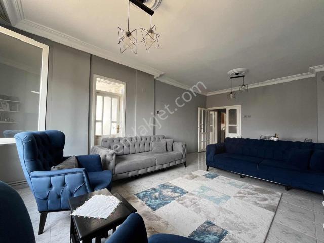 Yeni Rota'dan Şairler Parkı Civarı Satılık 3+1 Daire