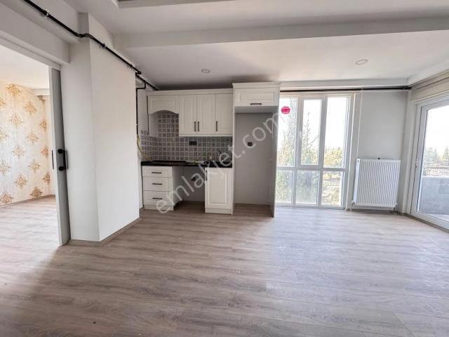 Yeni Rota'dan Memur Kiracılı Yeni Yapı Eşyalı 2+0 Satılık Daire