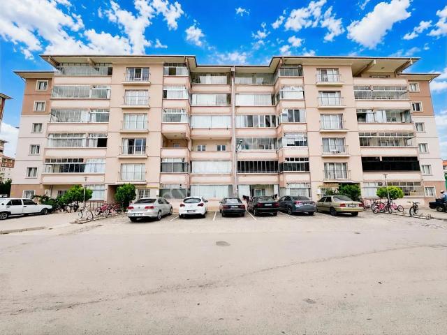 'yeni Tokilerde 4+1 175 M2 Ferah Ve Geniş Daire'