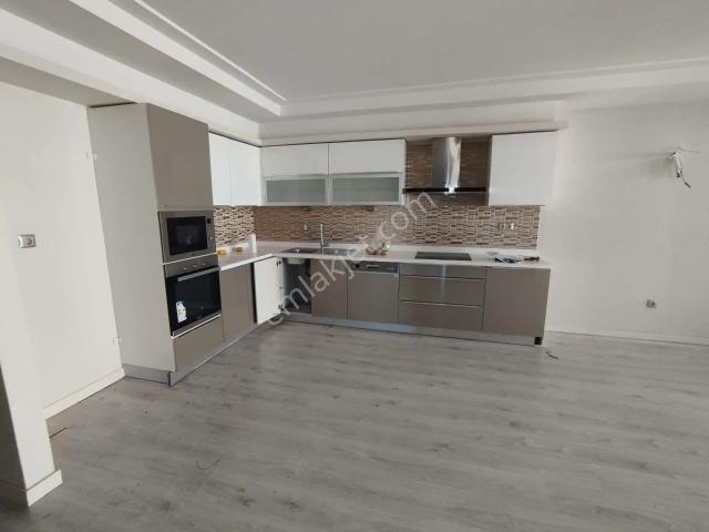 Yeni Valilik Civarı Bulvar Üzeri 7/24 Güvenlikli 2+1 155m2 Giyinme Odalı Ebeveyn Banyolu Lüks Daire