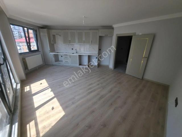 Yeni! Veyisoğlu Kiralıyor Aksu Mah. Ebeveyn Banyolu 2+1 0 Daire