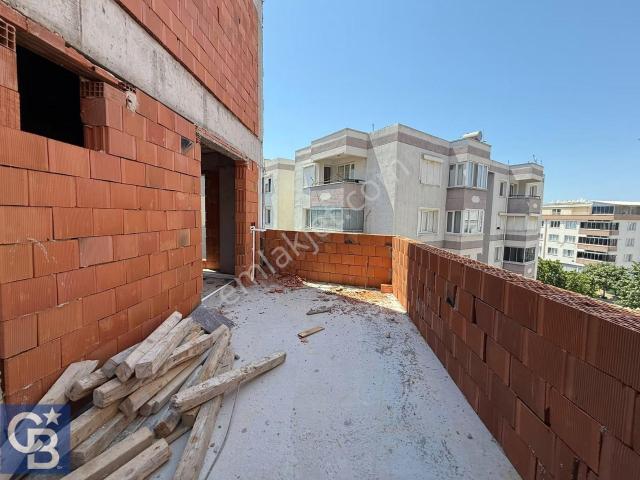 Yeni Yapılan Adliyenin Orada 1+1 Cadde Üzeri Geniş Daire