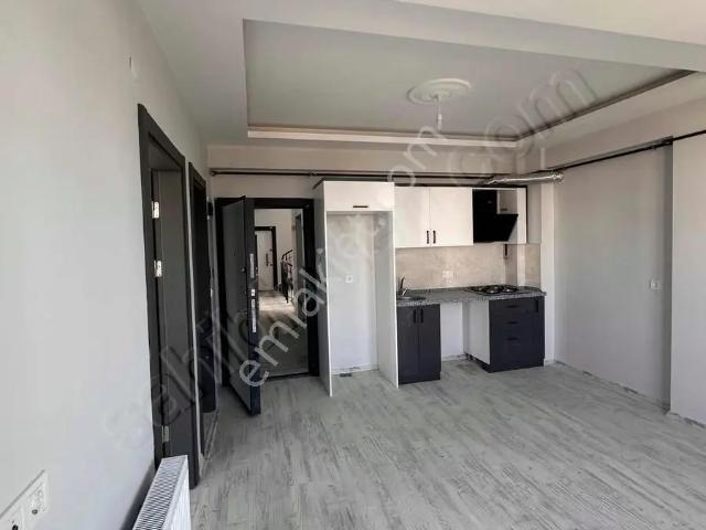 Yeni Yerleşim Yerinde Sıfır 1+1 Daire