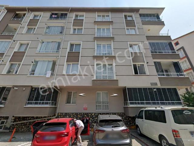 Yenice. Mah.prf.dr.erol Güngör Cd. 3+1,140.m2.doğu,güney,batı