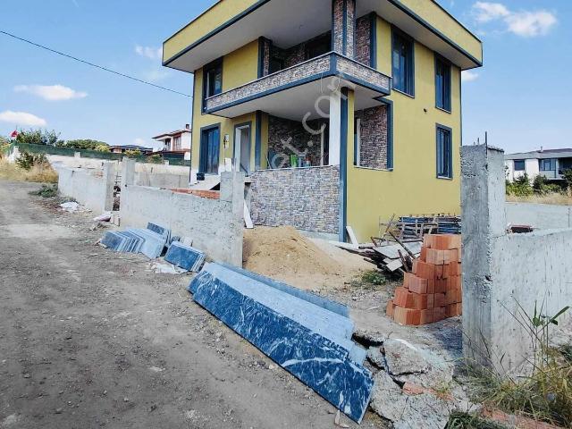 Yenice Mahallesinde Deniz Manzaralı Lüks Müstakil Villa
