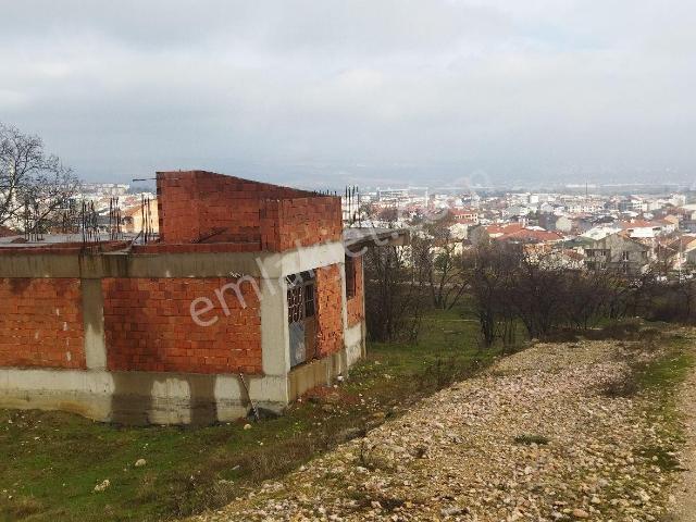 Yeniceköyde Acil Satılık Müstakil Ev