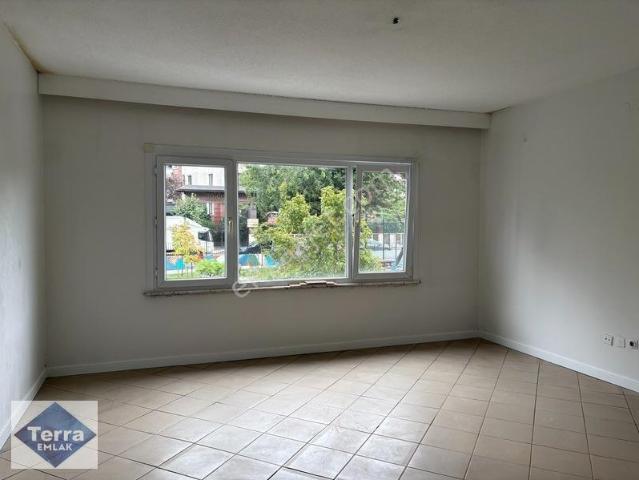 Yenibosna İhlas Yuva Sitesinde 2+1 90m2 Kiralık Daire