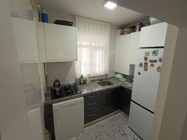 Yenibosna Çobançeşme Mah Satılık 2+1 Daire
