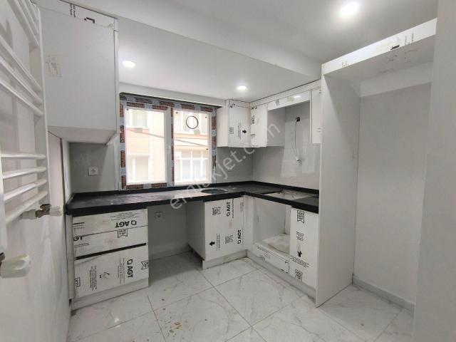 Yenibosna Çobançeşme Mh 2+1 Arakat Lüxs Sıfır Daireler
