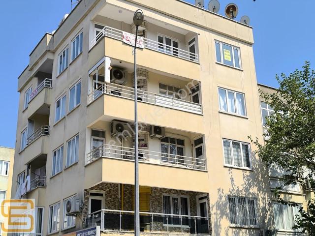 Yenigün Mahallesinde 130 M2 Satılık 3+1 Daire