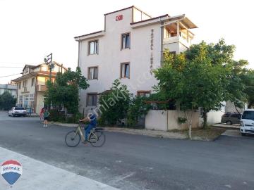 Yenigün Mahallesinde Yüksek Giriş 2+1 Daire Remax Mavi Den