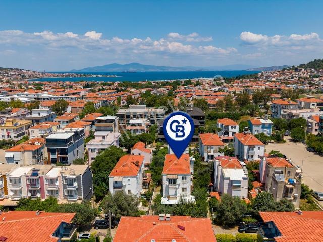 Yenifoça M.k.atatürk Mah. Kiralık 2+1 Açık Mutfak Daire