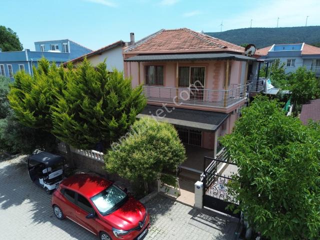 Yenifoça'da Eşsiz Konumda! Müstakil, Deniz Manzaralı 2+1 Dubleks