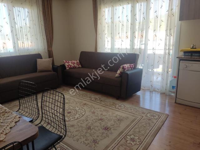 Yenifoça'da Full Eşyalı Kiralık 2+1 Daire