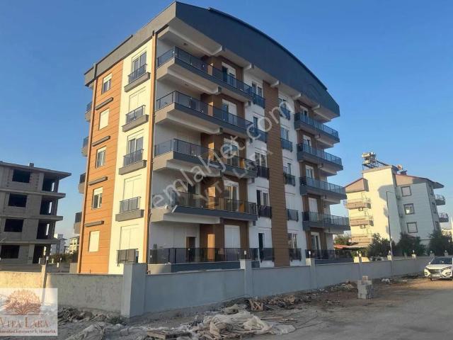 Yeniköy Mahallesinde Satılık Katta 3+1 Daire