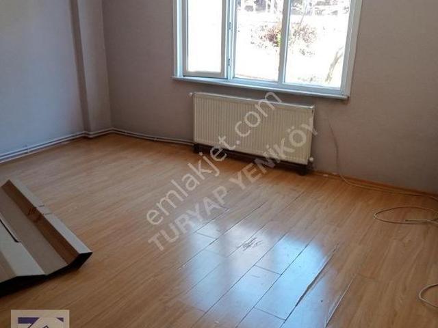 Yeniköy De Kiralık 2+1 Ara'kat+ferah
