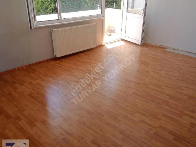 Yeniköy De Kiralık 2+1.daire+temiz