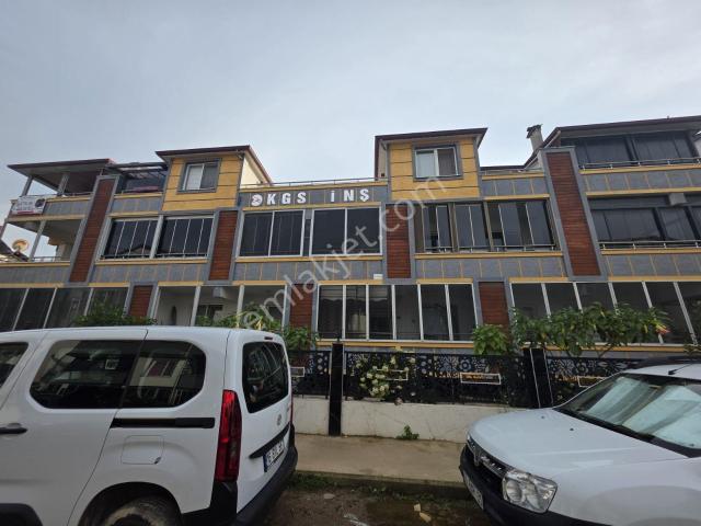 Yeniköy Kgs Evlerinde Satılık Dubleks Daire