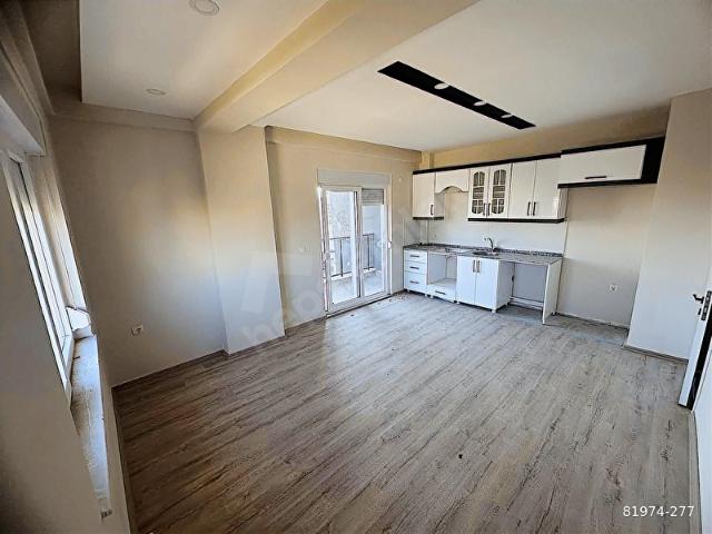 YENIKOY KIRKGOZDE KIRALIK ARAKATTA ASANSORLU SIFIR 70m2 1+1