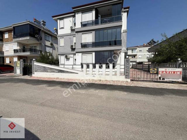 Yeniköyde, Komşu Öncelikli, 3+1, 120 M², Ayrı Mutfaklı, Komnili