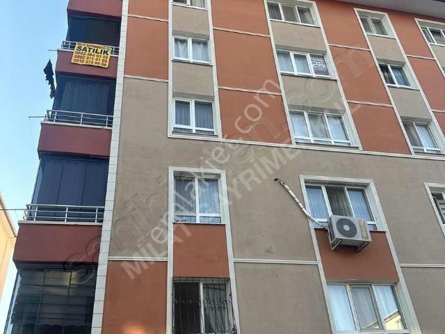 Yenikent Te Satılık Asansörlü Katta Yapılı 3+1 Daire
