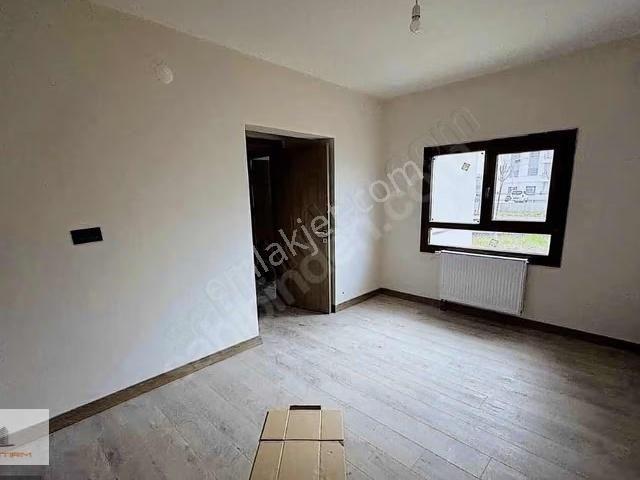 Yenikent Toki Konutları Güney Cephe Satılık 2+1 Daire
