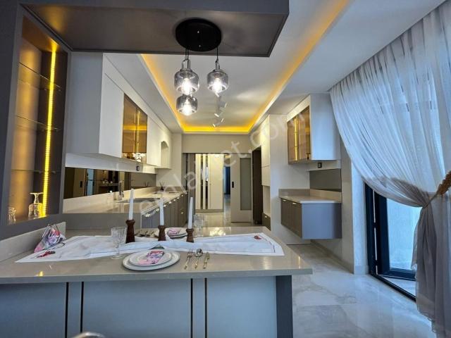 Yenikent Emlak'dan 3+1 Ultra Lüx Kullanışlı Ferah Yüksek K.limit