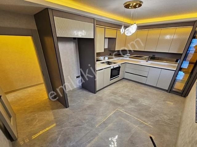 Yenikent Emlak'tan 2+1 Mükemmel Ötesi Ygriş Dairesi