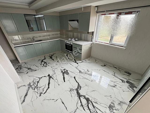 Yenikent Emlak'tan 3+1 Satılık 140 M2 Süper Ötesi Daire