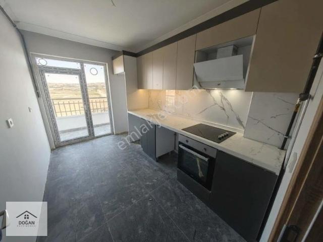 Yenikent M.kemal'de Ara Katta Ebeveyn Banyolu 2+1 Kiralık Daire