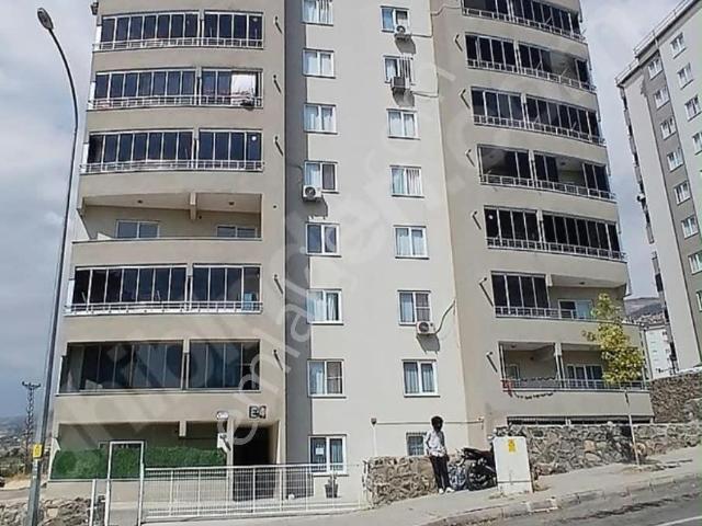 Yenikent Mahallesi 129 M² Satılık 3+1 En Üst Kat Daire