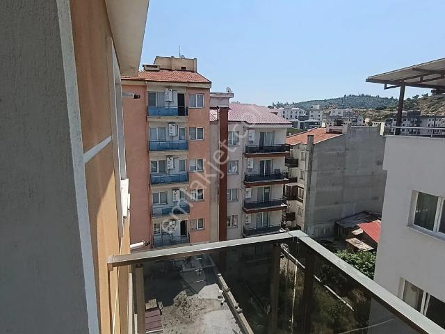 Yenikent Mahallesi'nde Kiralık Ferah 1+1 Daire