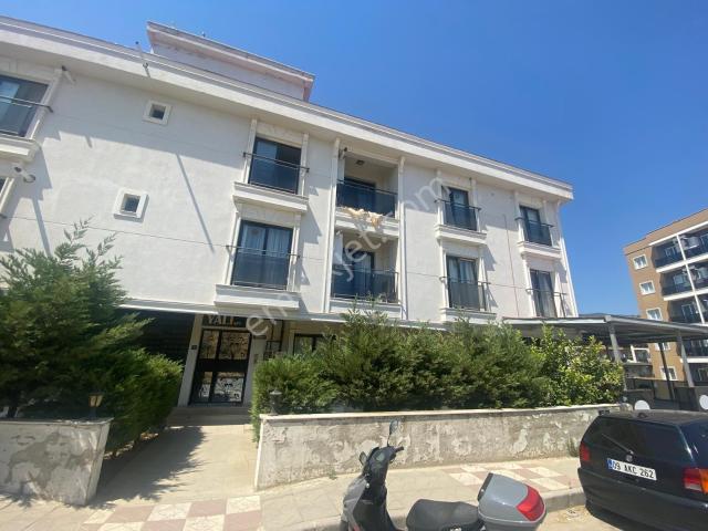 Yenikent'te Satılık 1+1 Daire