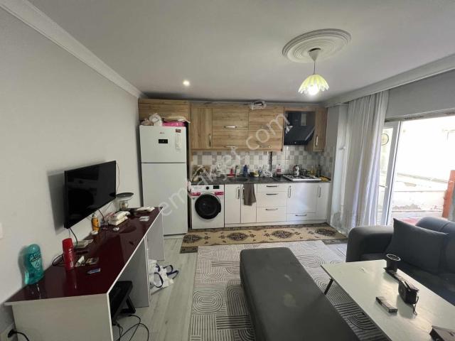 Yenikent'te 3+1 Eşyalı Büyük Daire