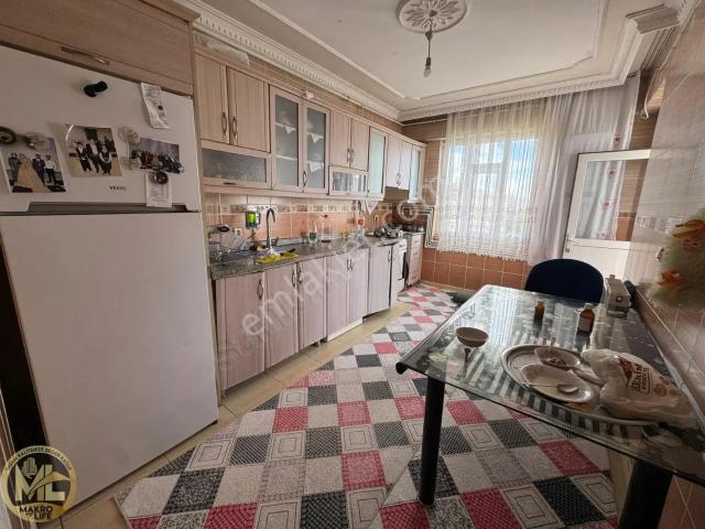 Yenihal Kavşağında Fırsat 3+1 Satılık Daire