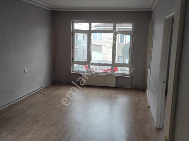 Yenimahalle Yeşilevler De Merkezi Konum Kiralık 3+1 Full Yapılı