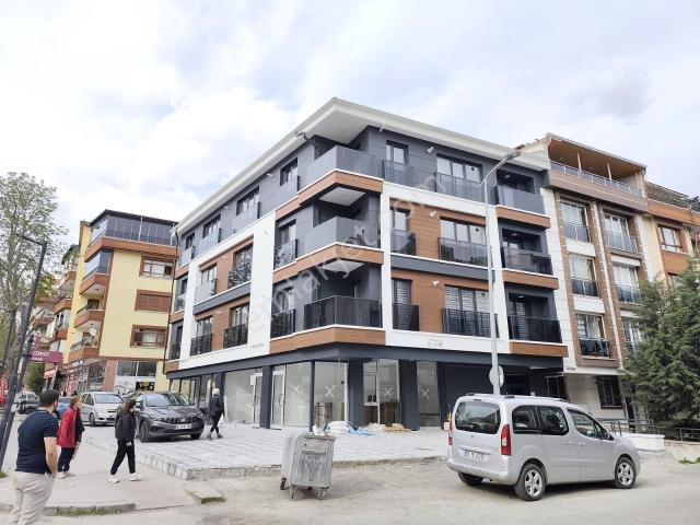 Yenimahalle Çarşı Caddesi'nde Sıfır Binada Kiralık 1+1