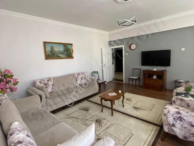 Yenimahalle, Çarşı Merkezde 3+1 Satılık Daire