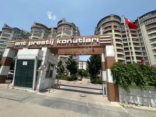 Yenimahalle Serhat Mah. Ant Prestij Konutları 4+1 Satılık Daire