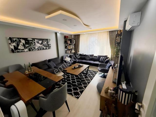 Yenimahalle'de 3+1 Satılık Geniş Daire