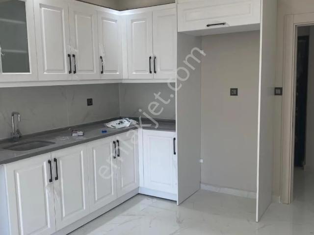 Yenirota'dan Tekerek Ayranpınar Karşısı Satlık 3+1 Daire