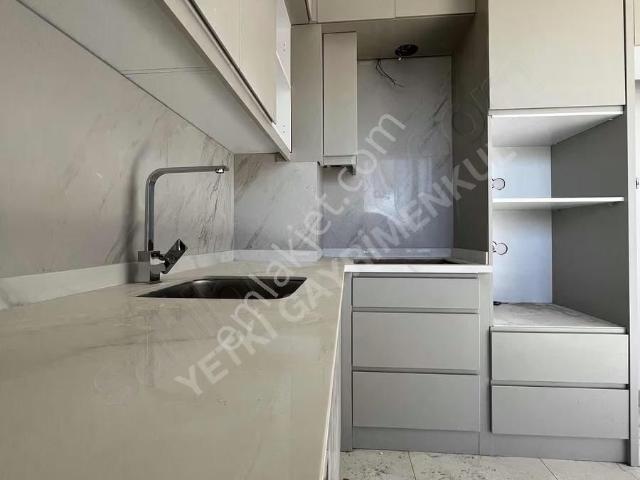 Yeniyolda Pazar Pazarı Mevki 2+1 Açık Mutfak Satılık Daireler