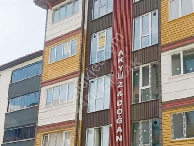 Yeniyurt'ta Eşyalı 1+1 Kiralık Daire Vadi Emlak