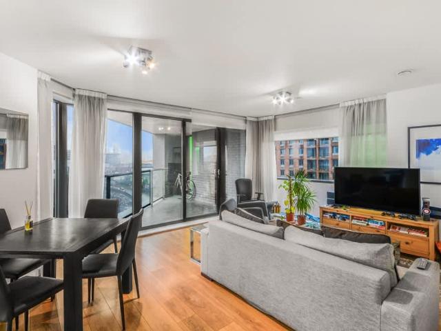 Yeoman Court, Tweed Walk, E14
