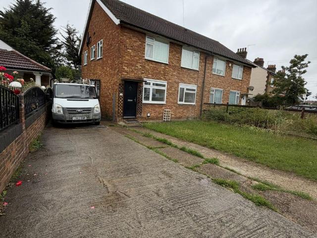 Yeading Fork Hayes, UB4 2 bed flat to rent £1,600 pcm £369 pw