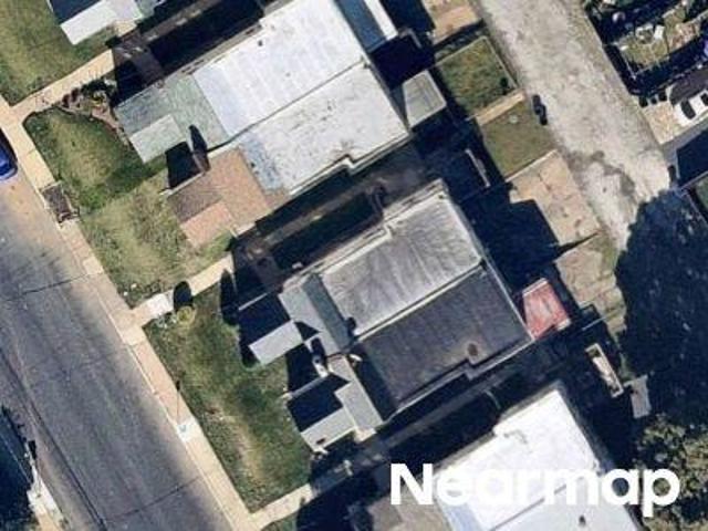 Yeadon Ave