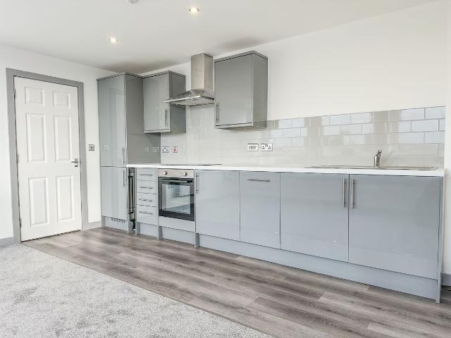 Yeadon House, Green Lane, Yeadon, Leeds LS19, 1 bed flat to rent, £750 pcm | PrimeLocation